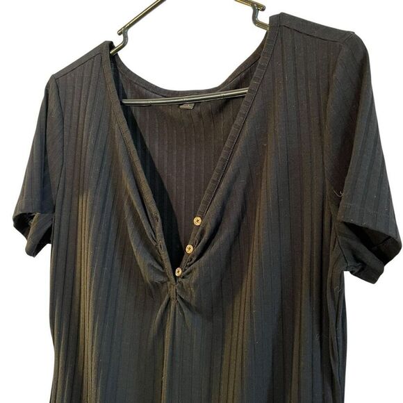 Torrid Women 1X Ribbed One Piece Bodysuit Black Short Sleeve Button Neck Stretch - Picture 2 of 8